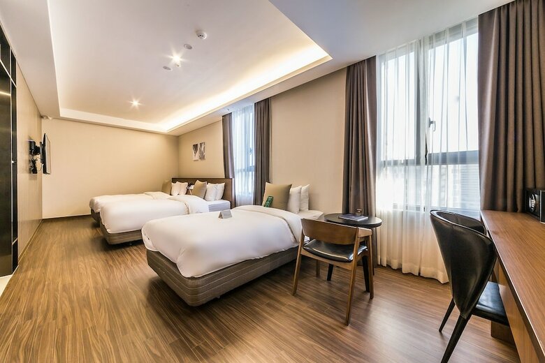 Wd Hotel