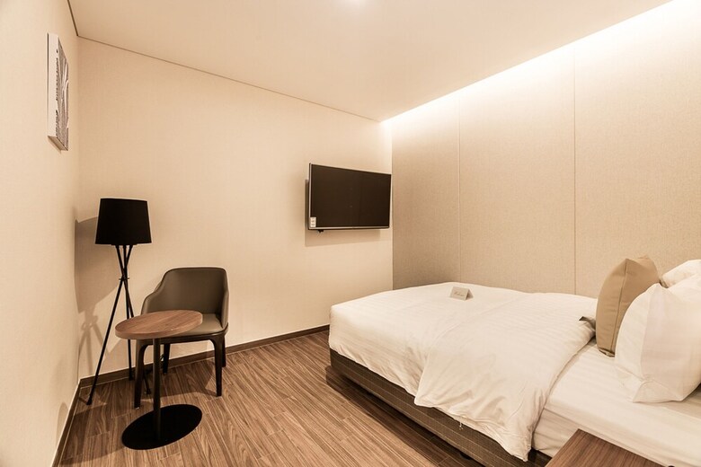 Wd Hotel