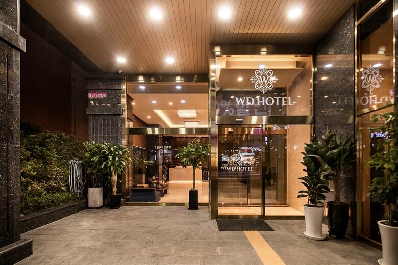 Wd Hotel