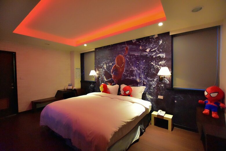Ruocing Hot Spring Hotel