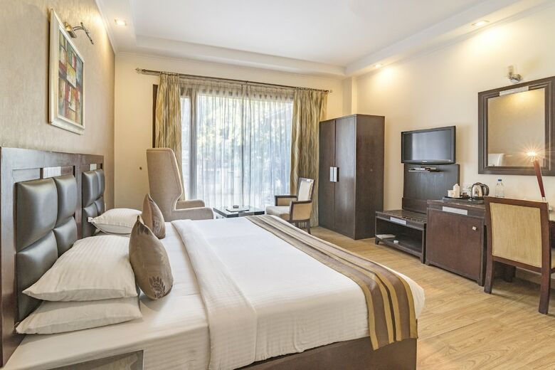 Hotel Royal Residence On Mg Road