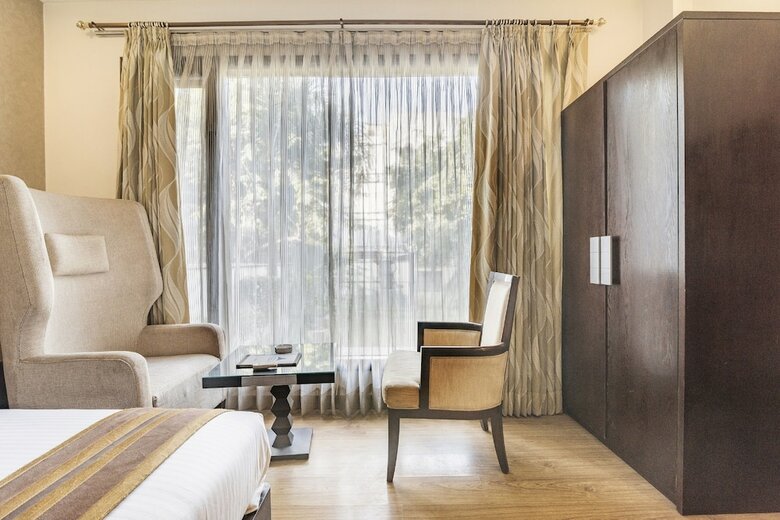 Hotel Royal Residence On Mg Road