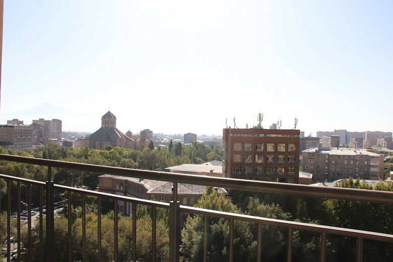Ris Central Apartments Yerevan