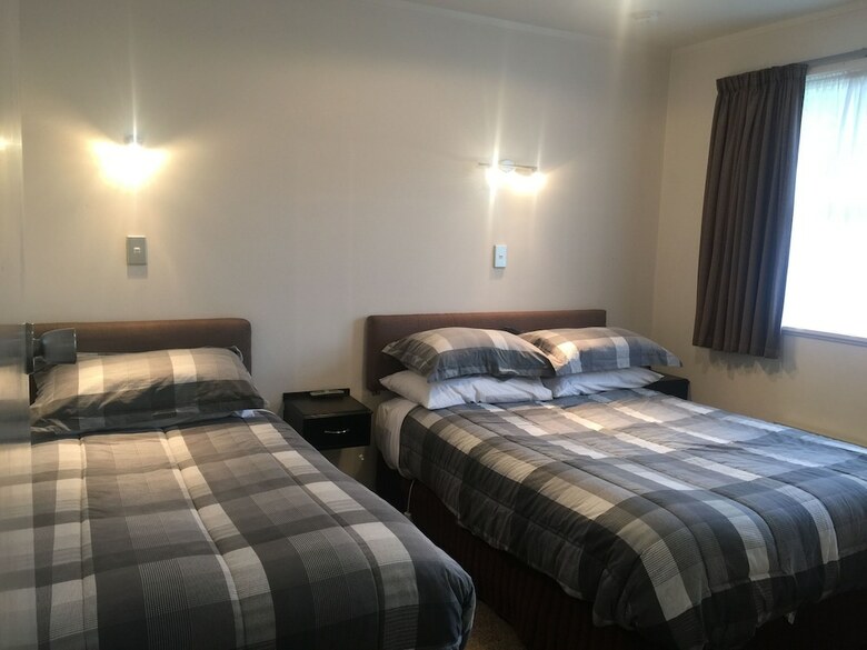 Coachman Motel