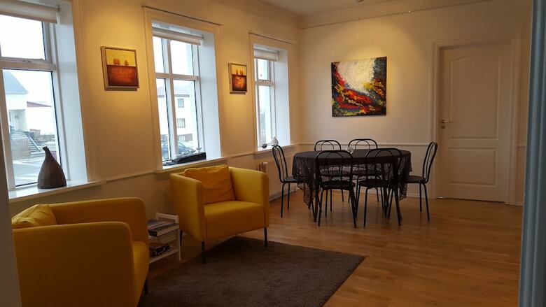 Hotel Gallery Guesthouse Staywest