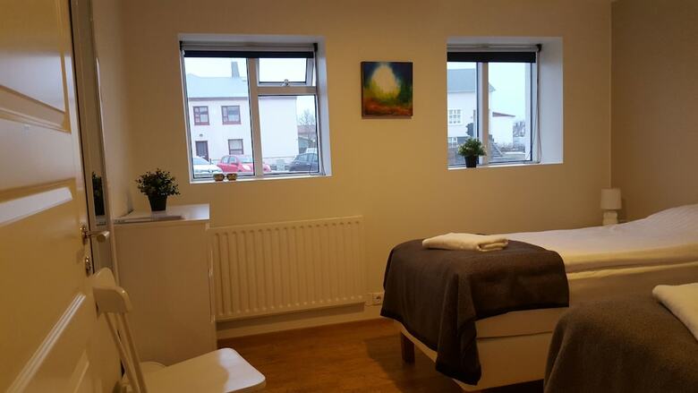 Hotel Gallery Guesthouse Staywest
