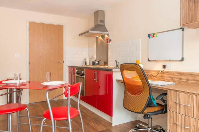 Hostal Falkland House