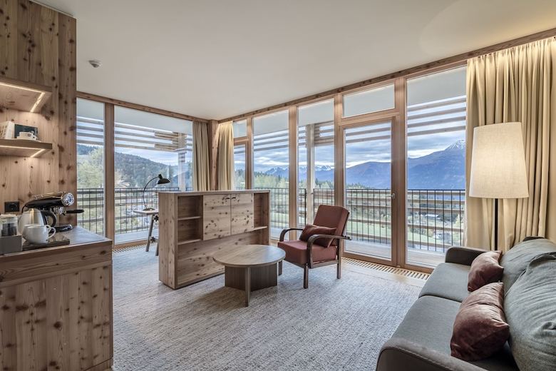 Nidum - Casual Luxury Hotel