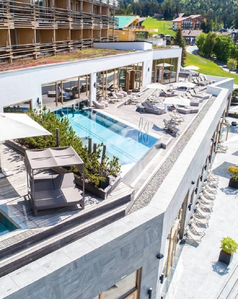 Nidum - Casual Luxury Hotel