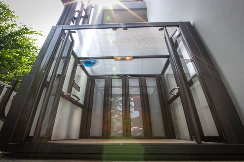 Hotel 3 Bedroom House @skytrain