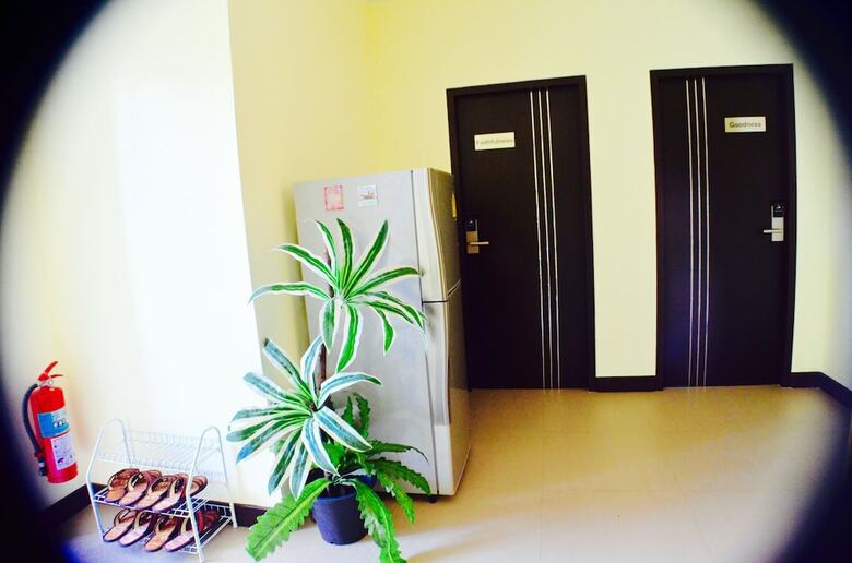 Hotel 3 Bedroom House @skytrain
