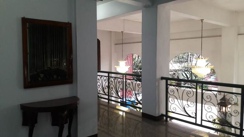Hotel Baan Khun Mae Apartment