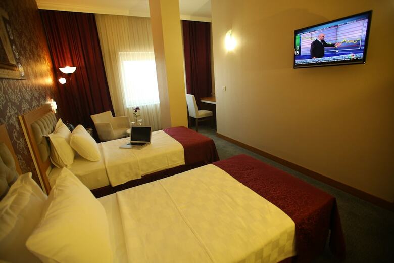 Helikon Business Hotel