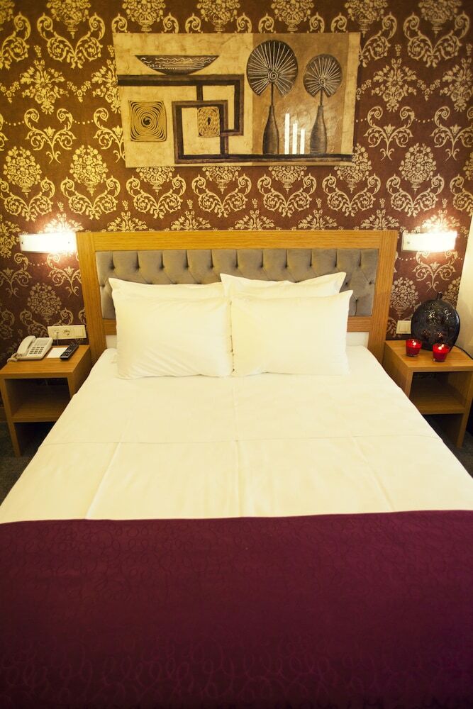 Helikon Business Hotel