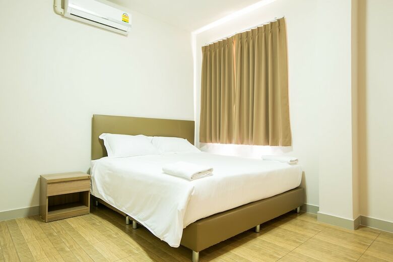 Hotel J-house Phetchaburi
