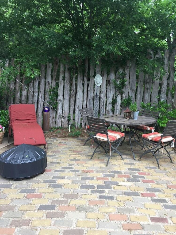 Bed & Breakfast Fig Tree Manor