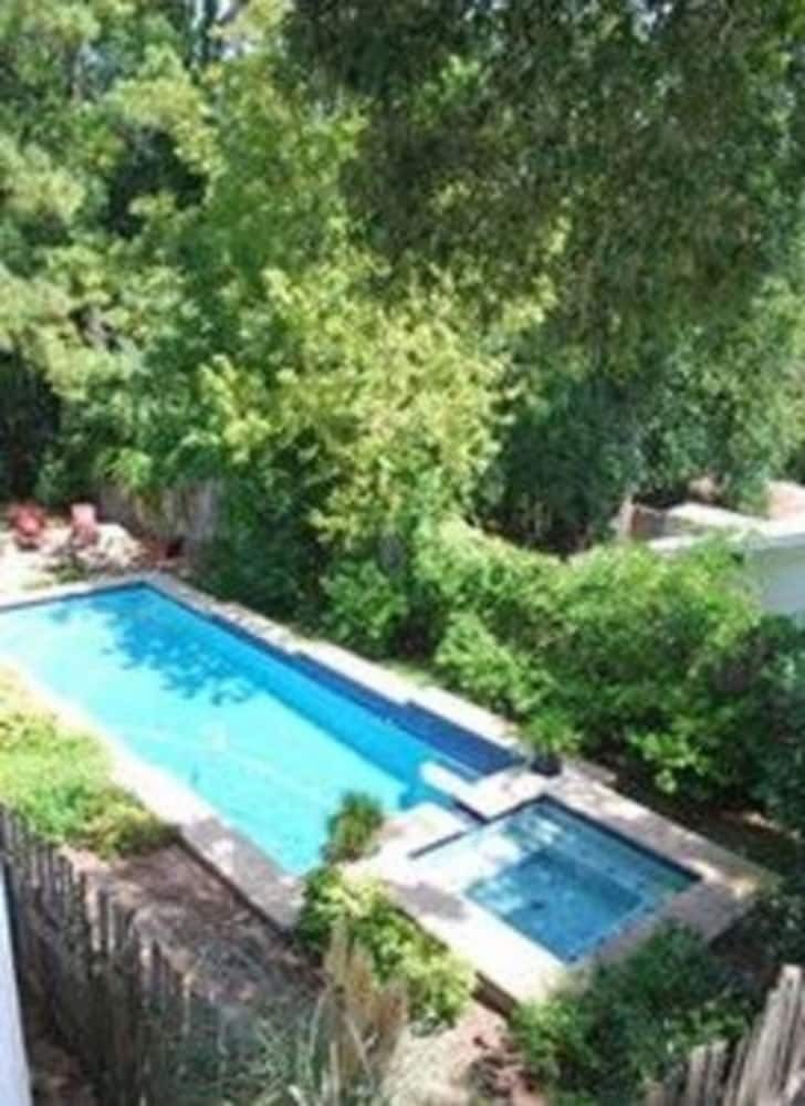 Bed & Breakfast Fig Tree Manor