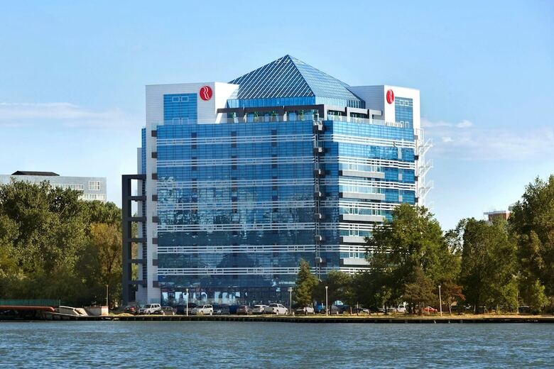 Hotel Ramada By Wyndham Constanta