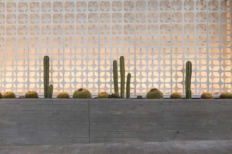 Kimpton Rowan Palm Springs Hotel