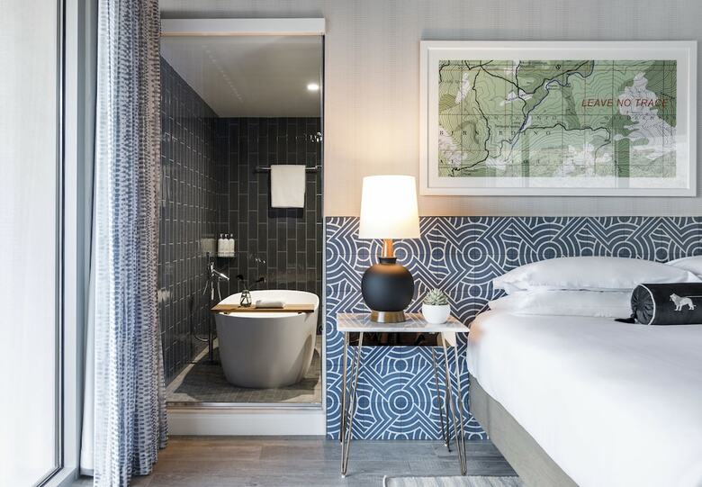 Kimpton Rowan Palm Springs Hotel