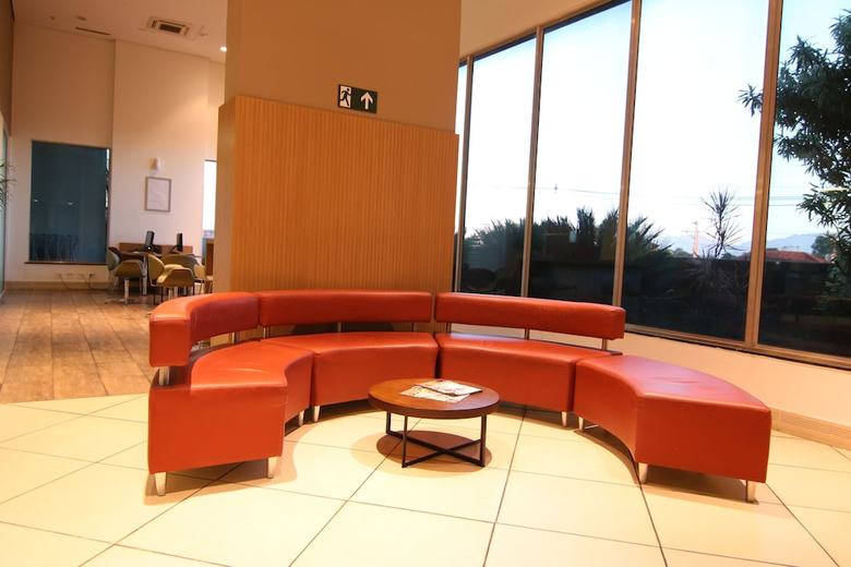 Hotel Samba Itabora�