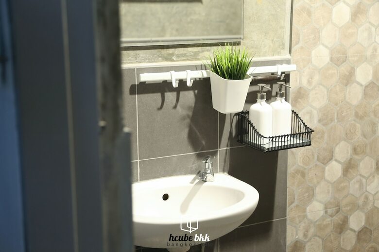 Hotel Hcube Bkk