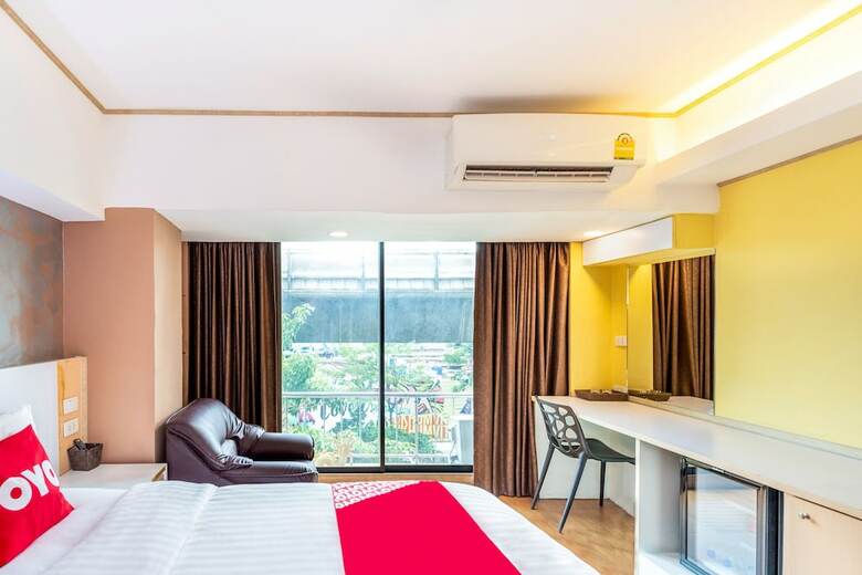 Hotel Oyo 298 El Majestic