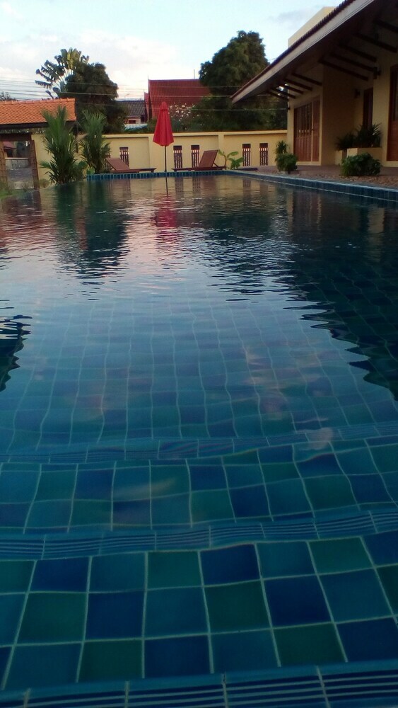 Taratai Villa