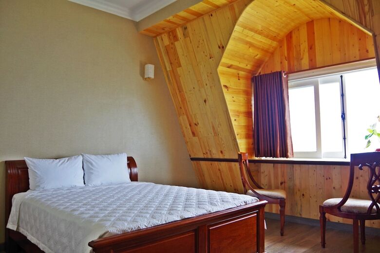 Ngoc Chau Hotel
