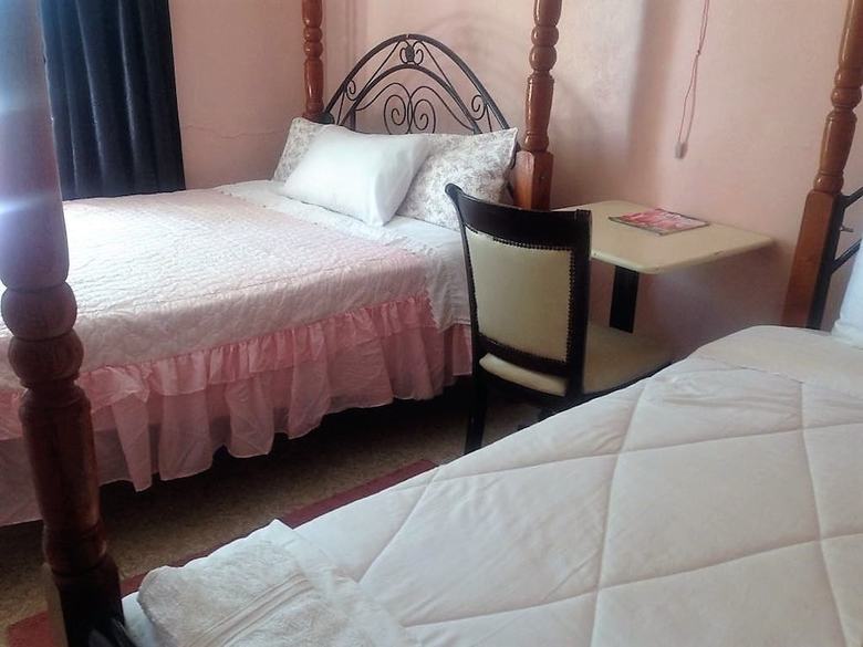 Hotel Nairobi Transit Lounge