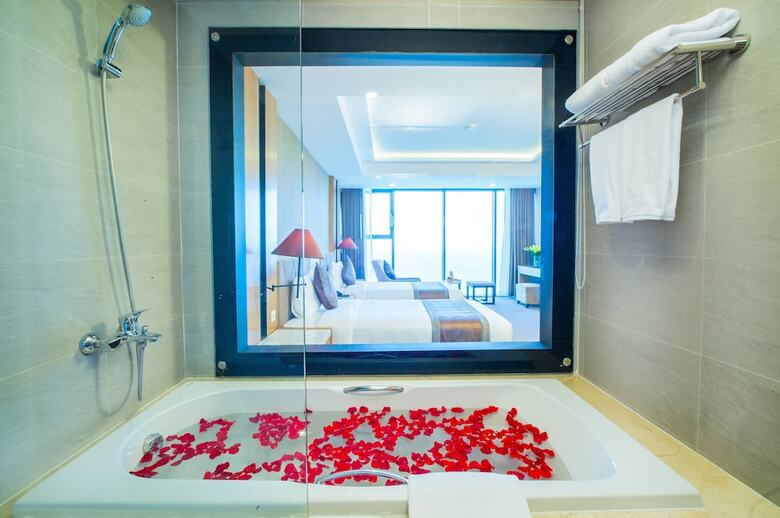 Muong Thanh Luxury Da Nang Hotel
