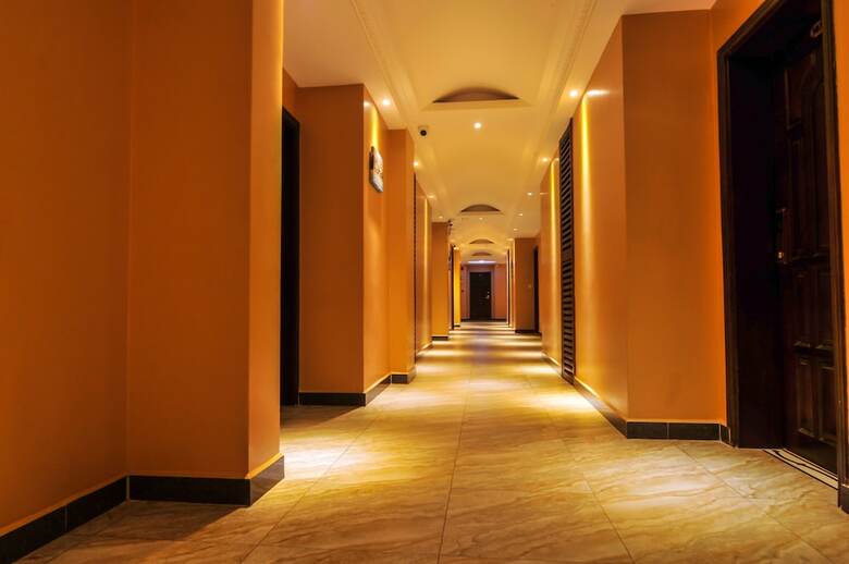 Hbt Russel Hotel