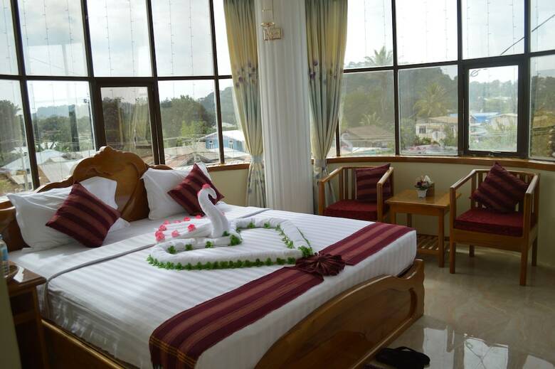 Kayah Golden Hill Hotel