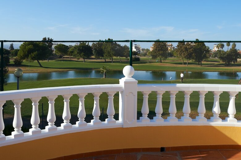 Apartamentos Y Villas Oliva Nova Resort