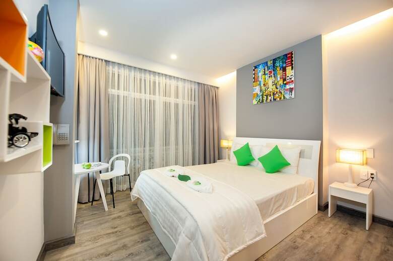 All Seasons Hotel