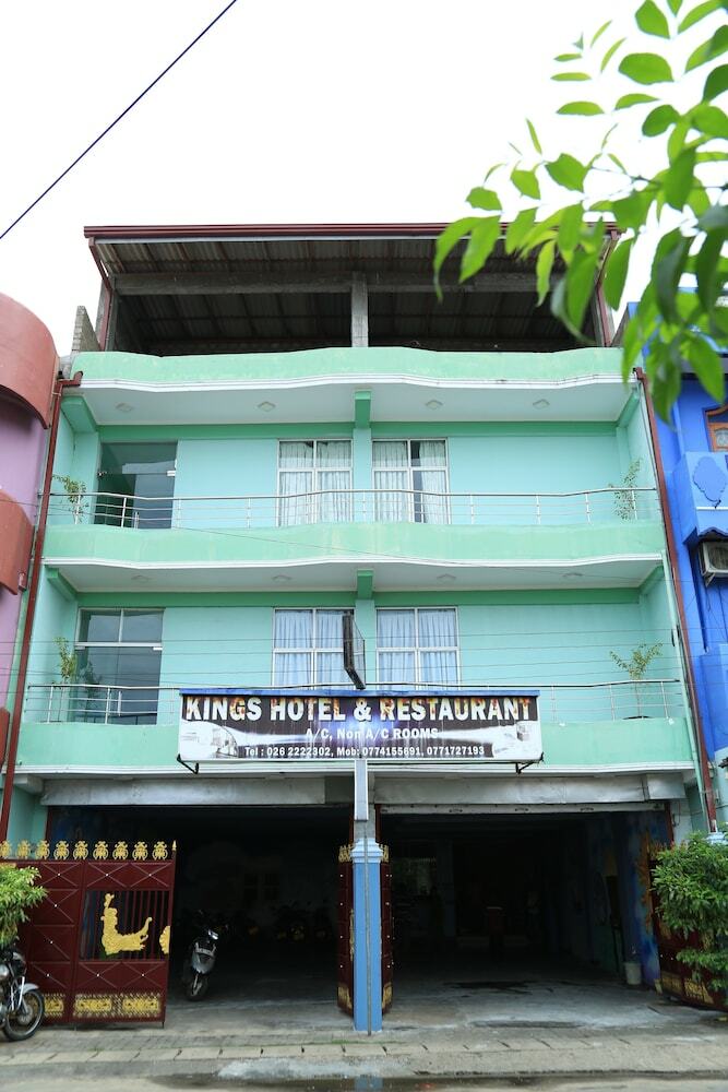 Kings Hotel Restaurant & Bar