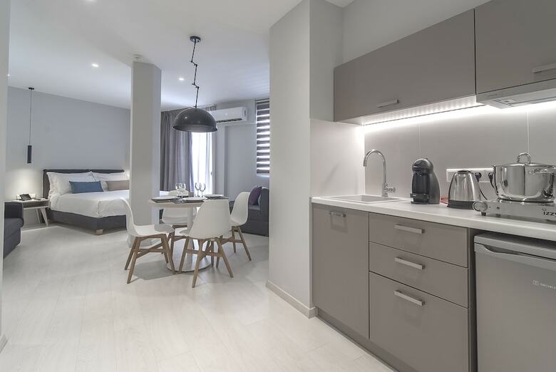Aparthotel Acropolis Stay