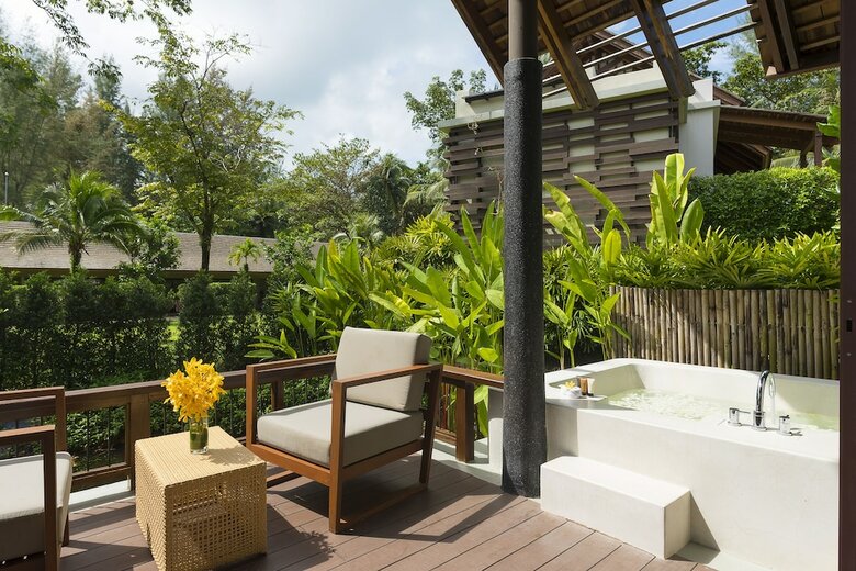 Hotel Manathai Khao Lak