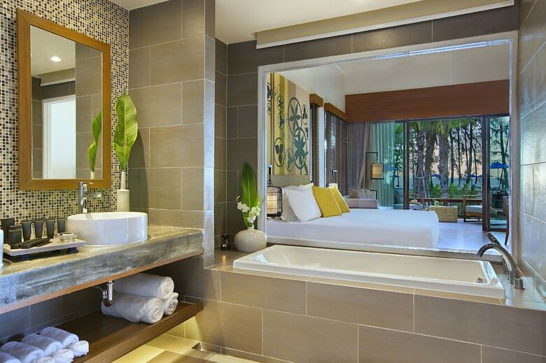 Hotel Manathai Khao Lak