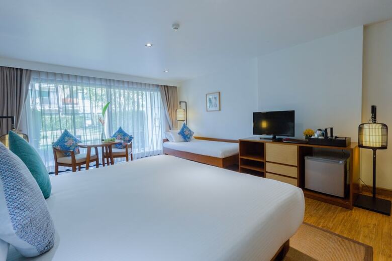 Hotel Manathai Khao Lak