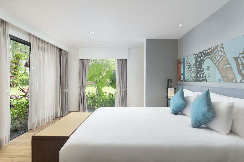 Hotel Manathai Khao Lak