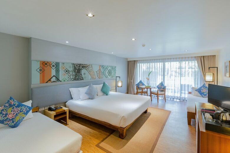 Hotel Manathai Khao Lak