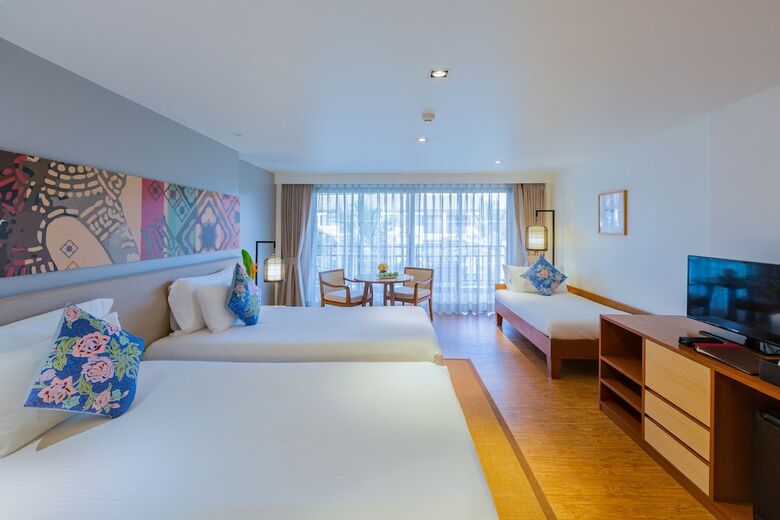 Hotel Manathai Khao Lak