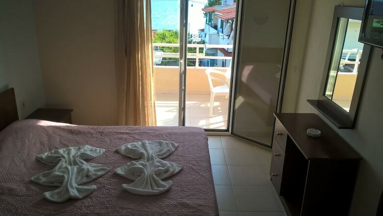 Apartamentos Kyparissis Rooms