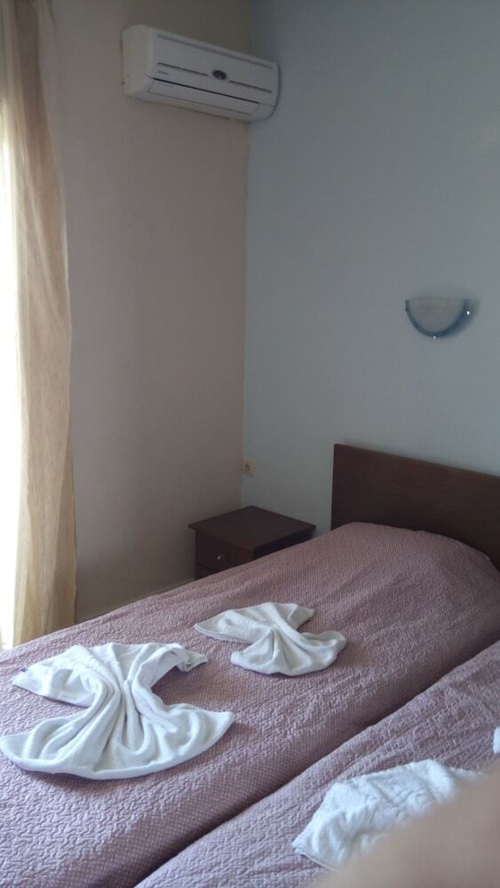 Apartamentos Kyparissis Rooms