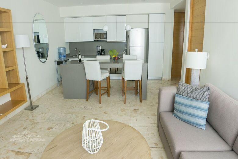 Anah Luxury Condos By Baitna