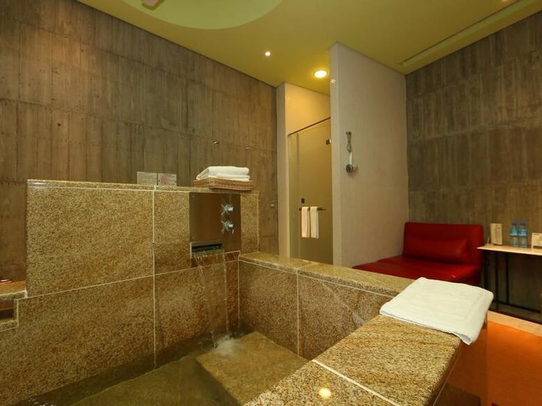 Hotel Smoking Rock Resort