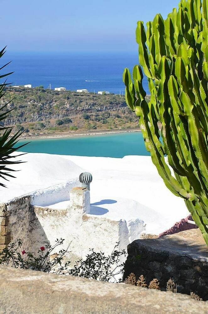 Hotel Zubebi Resort
