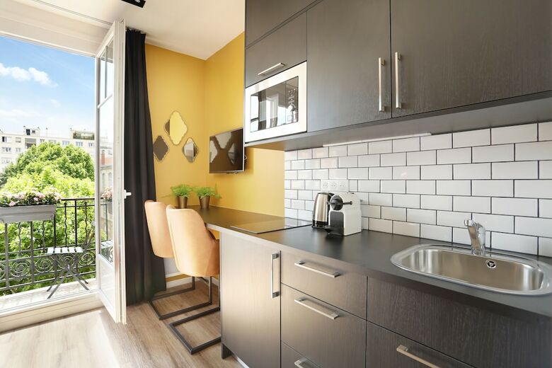 Short Stay Group Eiffel Village Serviced Apartments