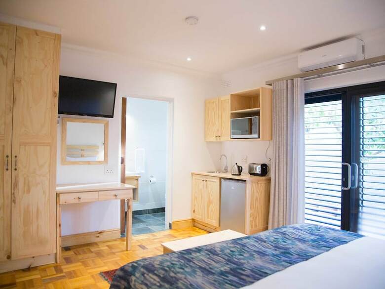 Apartamentos 7 Ackermann Place Guest House